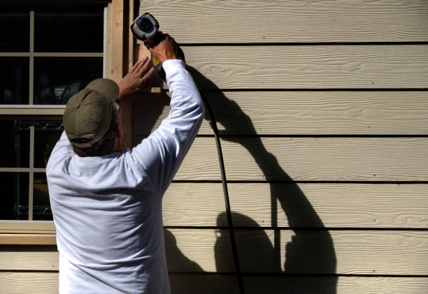 Best Siding Removal and Disposal  in Calhoun, GA